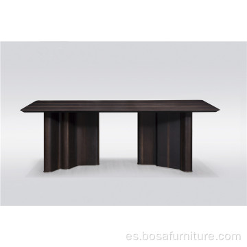 Mesa de comedor de 8-10 plazas.